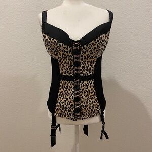 Cacique leopard Black Corset Size 14/16